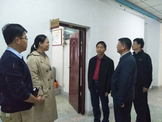 说明:G:\林-工作\网站投稿\2019\20190220 教学动态 林婧 学院领导亲临视察教师教育系期初工作\QQ图片20190220155444.jpg